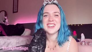 The ass of Princess was gapped by the anal machine dragon