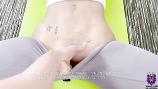 A naive yoga student got her pussy smashed after stretching