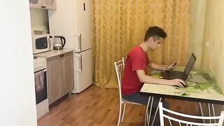 The computer broke down, and a friend came to fix it, turning into a hot encounter