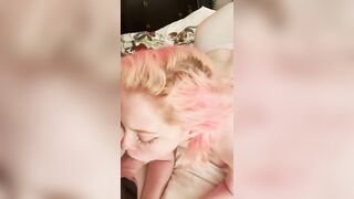 A woman made a mess of saliva from the husband's penis