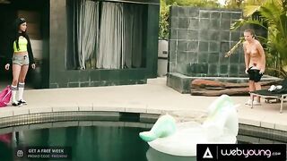 The skater girl Gia Derza cheats on her BF with Savannah Sixx