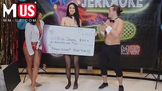 Brunette hottie Eliza Ibarra rides Jay Romero’s big cock