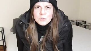 A woman from Wisconsin offers her ass to be fucked