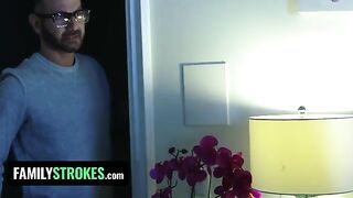 Redhead stepdaughter Vanna Bardot seduces her stepdad in a taboo scene