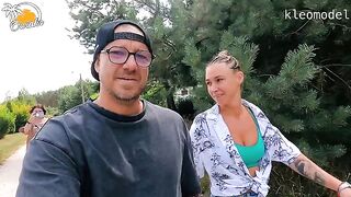 Two real couples are fucking in public, an unforgettable sight with Owias and KleoModel!