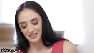 An estate agent tried to take advantage of a client, but things backfired