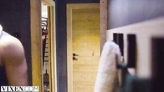 The skier Sonya has passionate sex with her partner in the Alps