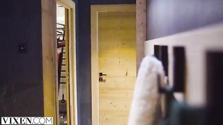 The skier Sonya has passionate sex with her partner in the Alps