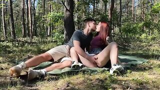 Amateur couple has passionate and public sex on a picnic in the park, just like in the woods