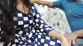 Desi girl gets banged in the bathroom, a spicy scene!