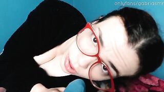 Nerdy redhead Ruivinha fucked while her mom was by the side