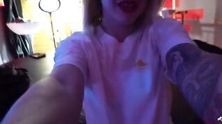 Behind the scene with Wet Kelly - Masturbating while watching actors playing, a passionate solo performance