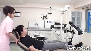 Petite Mao Chinen gets creampied by her patient in hospital