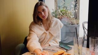 Romantic dinner turned into a passionate fuck session on valentine’s day