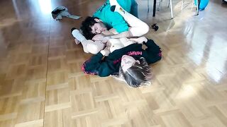 A guy fucks his girlfriend on the floor and she squirts all over, he cums too