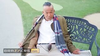 Ebony Mystique gets horny seeing Chong's huge cock in the park