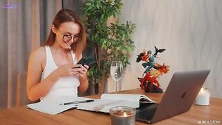 Squirt during Spanish lesson with a hot girl