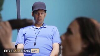 The coach allowed Davin King to fuck his wife to prepare for the match