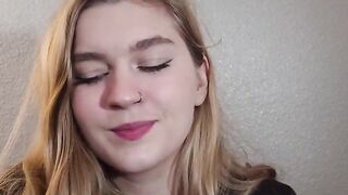 A hot girl is studying at home and gets fucked by her boyfriend