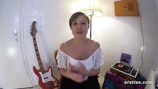 4 beauties have a lesbian sex party and squirt each other