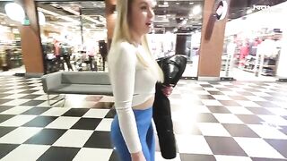 Blonde with big ass fucks in the shopping mall toilet for cash