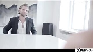 Caprice uses her car to entertain a guy in a steamy encounter
