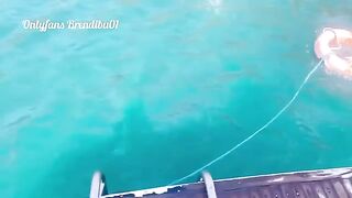 A guy fucked a girl with a big ass on a yacht in public