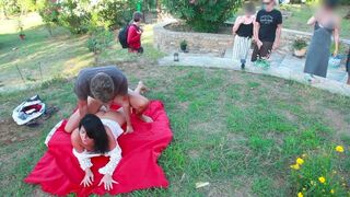 Babe fucked in public by a stranger on the meadow
