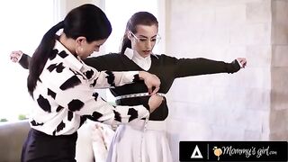 Shy teen gets seduced by stacked stylist Penny Barber