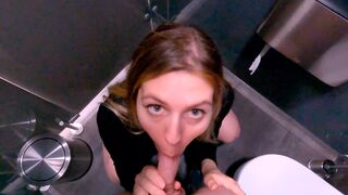 A thief tried to steal from a shop, but was caught and fucked in the mall toilet