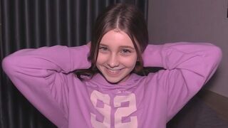 The young girl was fucked by a huge cock, her pussy stretched hard