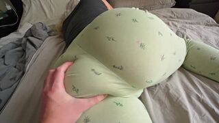 Girl with a thick ass in sensual sex when her panties are to the side