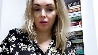 If you want to fuck a friend's mom, pretend to be smart