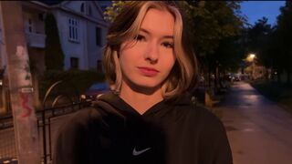 An 18-year-old girl met a rich guy and had sex with him on the first date