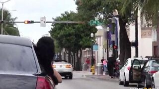 The guy with his friends fucked in the car two whores
