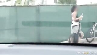 The guy with his friends fucked in the car two whores