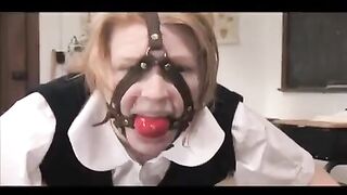 Lesbian bondage does not know borders, and here's why