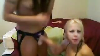 Blonde with big boobs has virtual sex in a chat