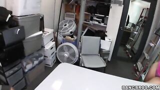 A man changed his wife for a cleaner at his working place