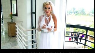 The bride got painted and immediately started to do blowjob