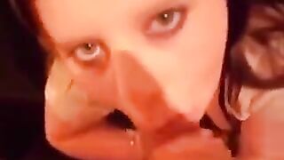 Young girls like to eat cum after a blowjob in the shot