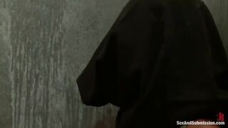 The pretty girl was fucked in the mouth