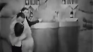 A threesome sex with two girls and a guy from an old movie