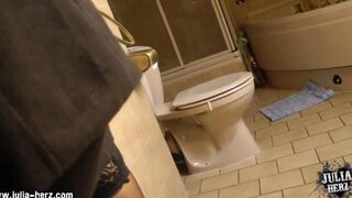 Sex at home with the beautiful woman