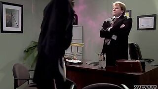 The boss forced sex with his subordinate on the table
