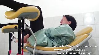A girl was fucked by a gynaecologist in his office