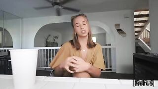 A girl made a blowjob in the car and it went too far