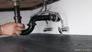 The black plumber came to fix the pipes and fucked the owner's wife