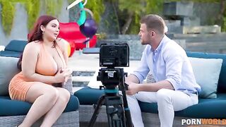 Extra-hot busty pornstar Natasha Nice gets her asshole gapped during an interview