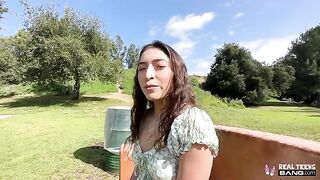 A juicy girl with a great hole to fuck